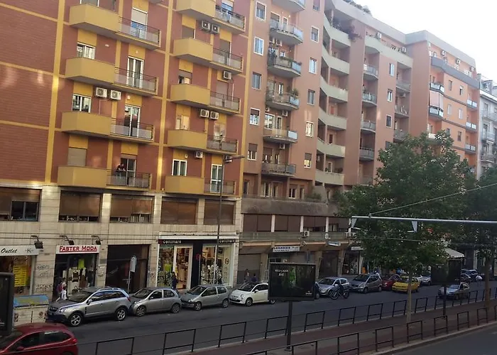 Πανσιόν Dolci Ricordi 4*